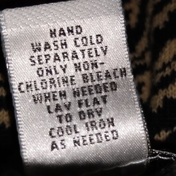 Breckenridge Petite Animal Print Cardigan Sweater Size Large Petite - Picture 11 of 11